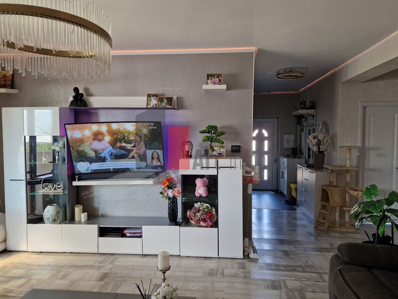 Mihailesti Casa moderna cu piscina si zona de fitness - la 20 min de Bucuresti